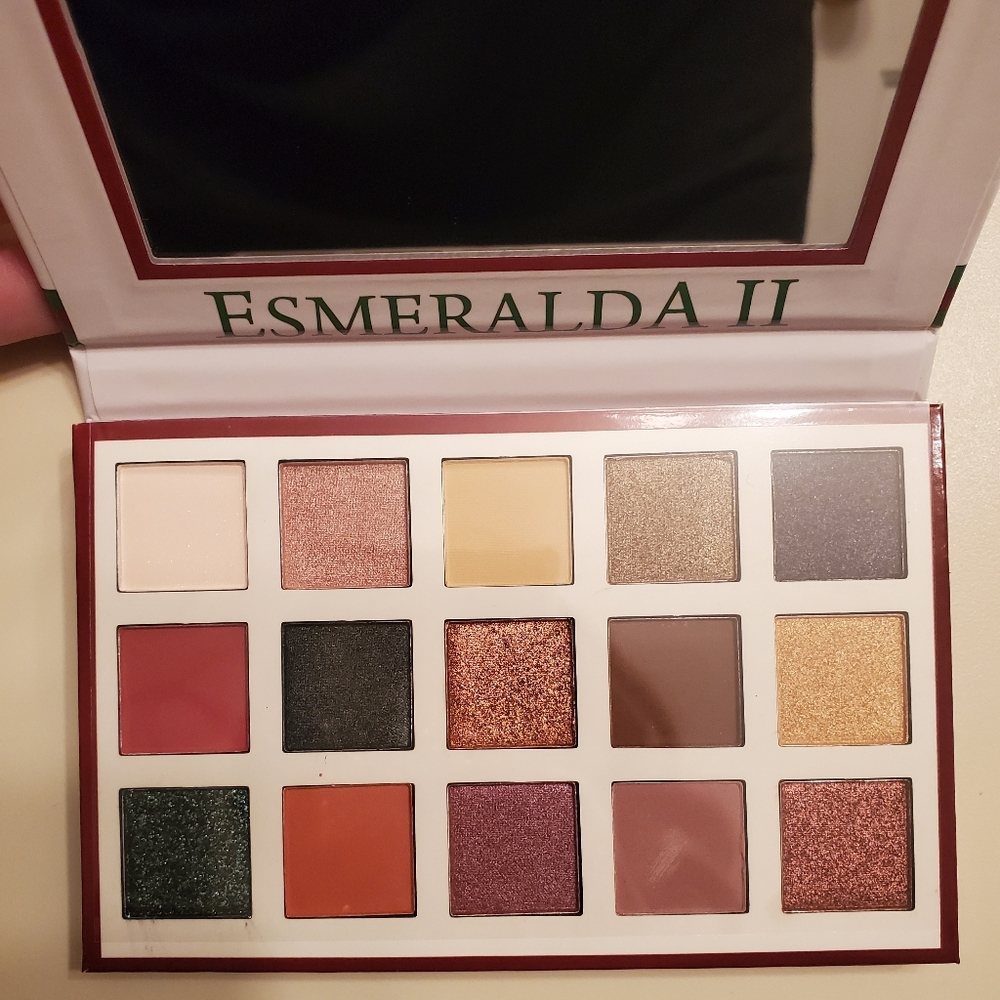 Eyeshadow palette